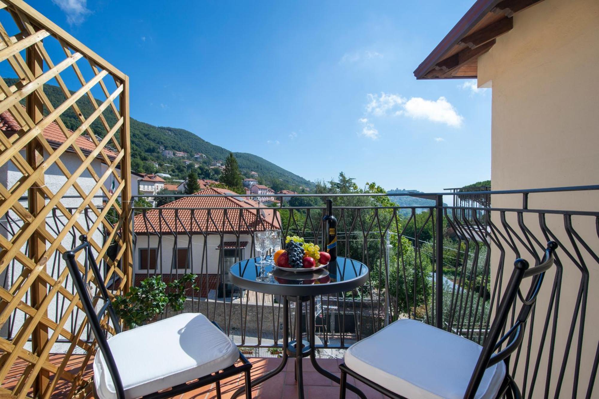 Raggio Di Sole Bed and Breakfast Agerola Exteriör bild